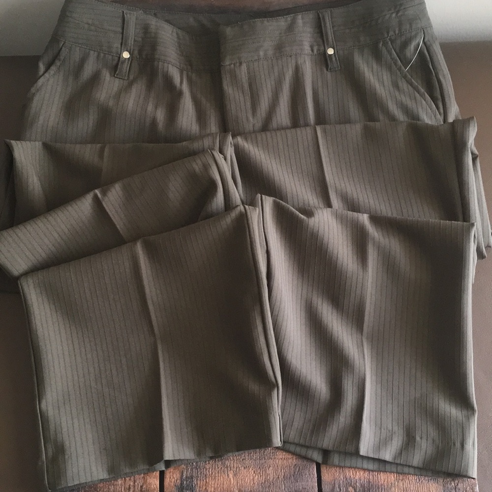 NWT!! Christopher & Banks stretch pants - Picture 8 of 8